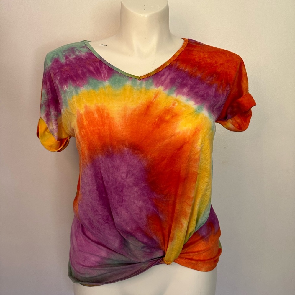 Womens SHEIN short sleeve shirt. Size small.